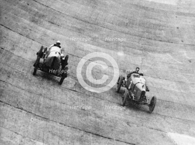 Itala and Sunbeam racing, Brooklands, Surrey, c1912-c1913. Artist: Unknown