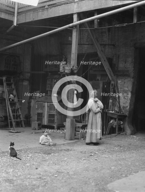 Italian courtyard, New Orleans, between 1920 and 1926. Creator: Arnold Genthe.