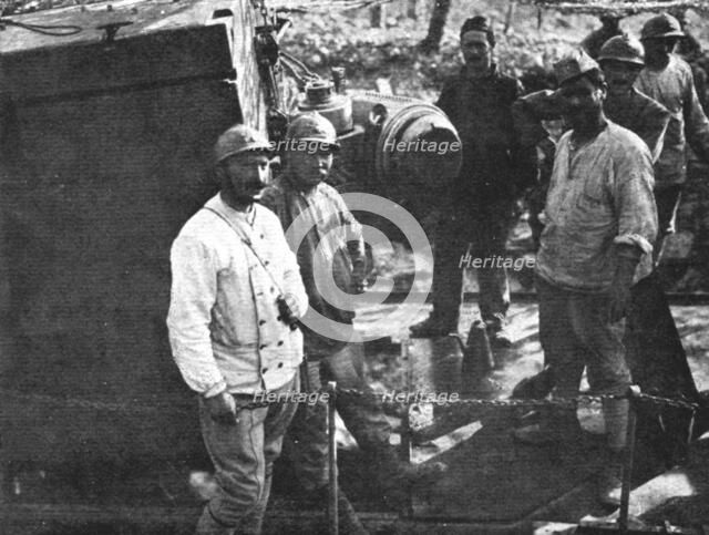 Italian Offensive of Isonzo; French artillery unit cooperating with Italian artillery, 1917 Creator: Unknown.
