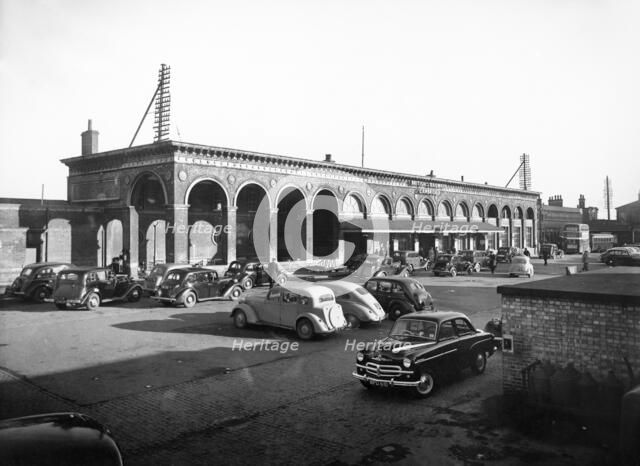 Italianate entrance front of Cambridge Station, Station Road, Cambridge, Cambridgeshire, 1950s. Creator: Unknown.