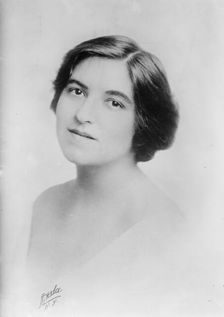 Ivy Scott - Century Opera, between c1910 and c1915. Creator: Bain News Service