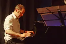 Ivo Neame, Emma Rawicz Quintet, Verdict Jazz Club, Brighton, East Sussex, 2022. Creator: Brian O'Connor