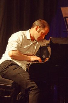 Ivo Neame, Emma Rawicz Quintet, Verdict Jazz Club, Brighton, East Sussex, 2022. Creator: Brian O'Connor