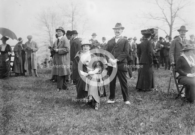J.E. Aldred & wife, 1914. Creator: Bain News Service.