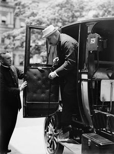 J. Pierpont Morgan Jr., Leaving Auto, 1914. Creator: Harris & Ewing