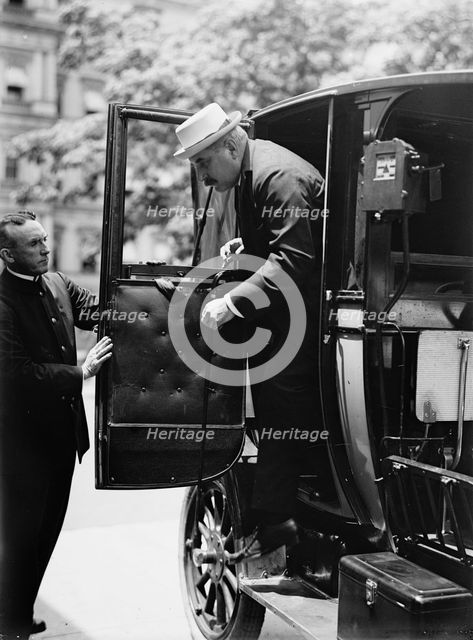J. Pierpont Morgan Jr., Leaving Auto, 1914. Creator: Harris & Ewing.