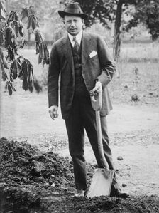 J.M. Cox, between c1915 and c1920. Creator: Bain News Service