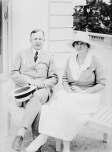 J.M. Cox & wife, between c1915 and c1920. Creator: Bain News Service