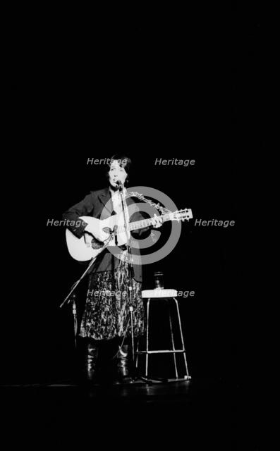 Joan Baez, Odeon Hammersmith, 1977.    Artist: Brian O'Connor.
