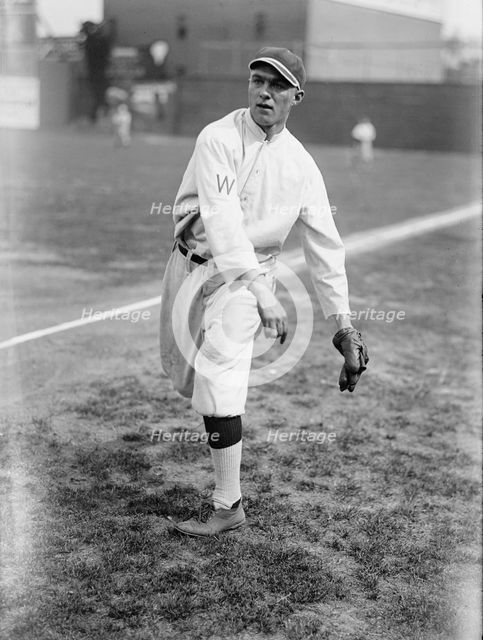 Joe Engel, Washington Al (Baseball), ca. 1912-1915. Creator: Harris & Ewing.