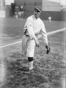 Joe Engel, Washington Al (Baseball), ca. 1912-1915. Creator: Harris & Ewing