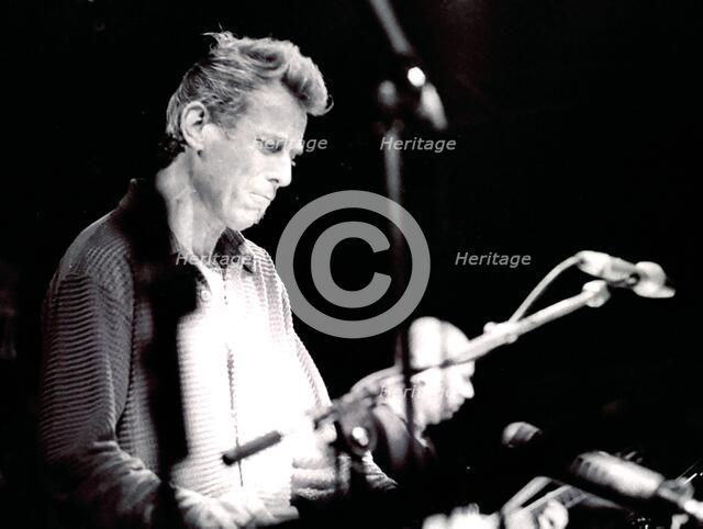 Joe Locke, Ronnie Scott's, London, 2001. Artist: Brian O'Connor