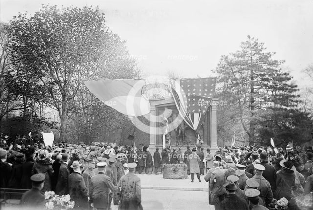 Joffre in Br'klyn [i.e., Brooklyn], no date. Creator: Bain News Service.