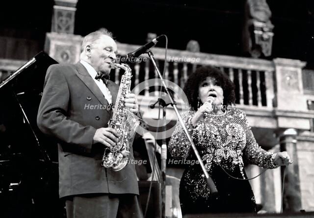 John Dankworth and Cleo Laine, The Globe, London., 2000. Artist: Brian O'Connor