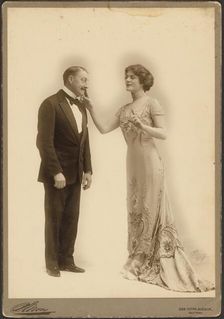 John Drew, Jr. and woman, negative 1885-1903; print 1903-1920. Creator: Napoleon Sarony