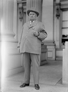John Hollis Bankhead, Rep. from Alabama - At Confederate Reunion, D.C., 1917. Creator: Harris & Ewing