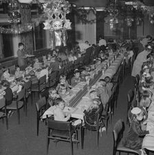 John Laing and Son Limited, Page Street, Mill Hill, Barnet, London, 15/12/1984. Creator: John Laing plc