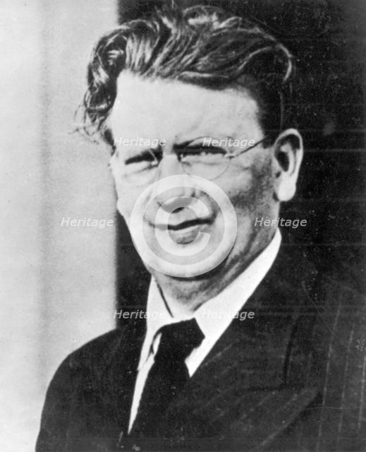 John Logie Baird (1888-1946), Scottish electrical engineer and pioneer of television. Artist: Unknown