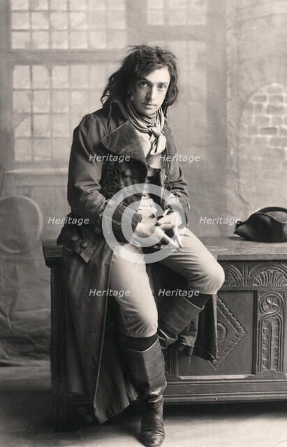 John Martin Harvey (1863-1944), English actor, 1906.Artist: London Stereoscopic & Photographic Co