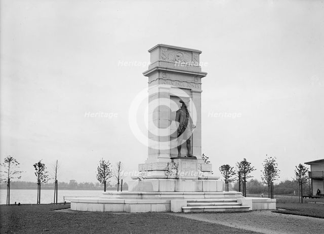 John Paul Jones - Statue, 1914. Creator: Harris & Ewing.