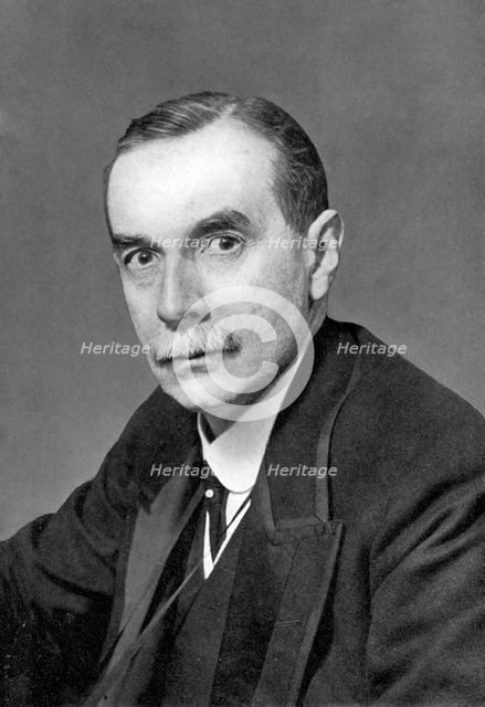 John Strachey (1860-1927), British journalist and newspaper proprietor, 1910. Artist: Unknown