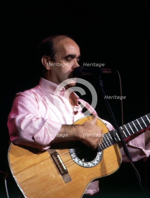 Jose Antonio Labordeta (1935 - 2010), Spanish singer, photo 1987.