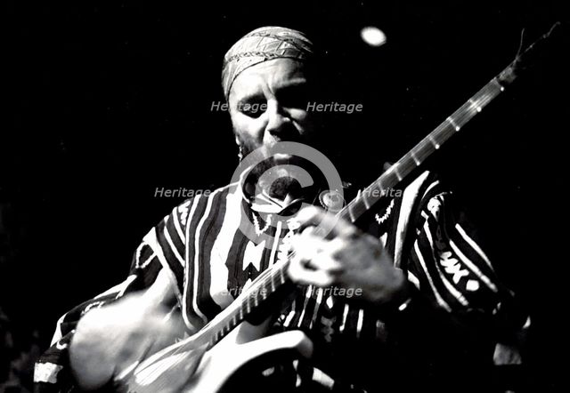 Jose Neto, Ronnie Scott's, London, 1995. Artist: Brian O'Connor