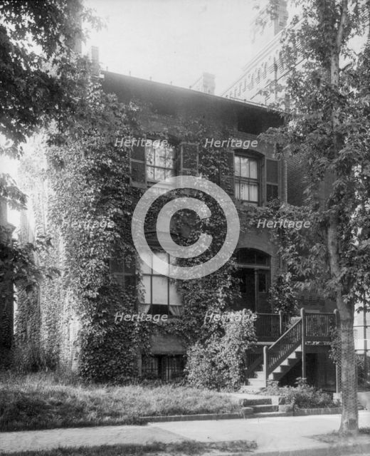 Joseph Coerten Hornblower House, 1402 M St., Washington, D.C., between 1890 and 1950. Creator: Frances Benjamin Johnston.