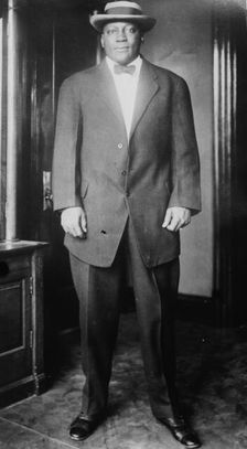 Jack Johnson, between c1910 and c1915. Creator: Bain News Service