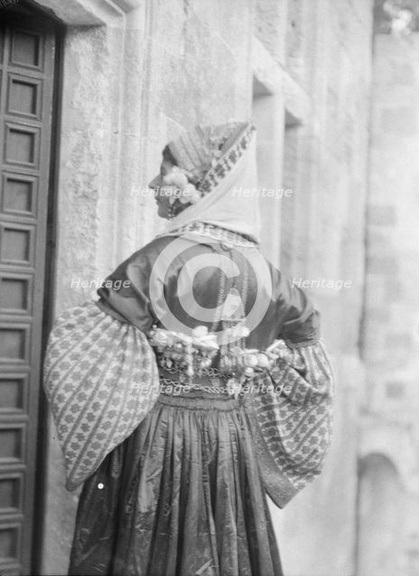 Jacobi, Mme., portrait photograph, 1929 Creator: Arnold Genthe.