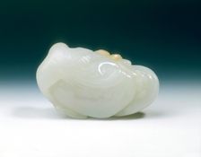 Jade bird with lingzhi, bulb and prunus, early Qing dynasty, China, 1662-1722. Creator: Unknown