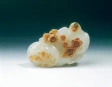 Jade bird with lingzhi, bulb and prunus, early Qing dynasty, China, 1662-1722. Creator: Unknown