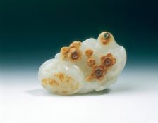 Jade bird with lingzhi, bulb and prunus, early Qing dynasty, China, 1662-1722. Creator: Unknown