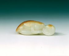 Jade goldfish and shells, Qing dynasty, China, probably early 18th century