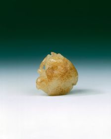 Jade rebus of bat and water caltrop, early Qing dynasty, probably Kangxi period, China, 1644-1722