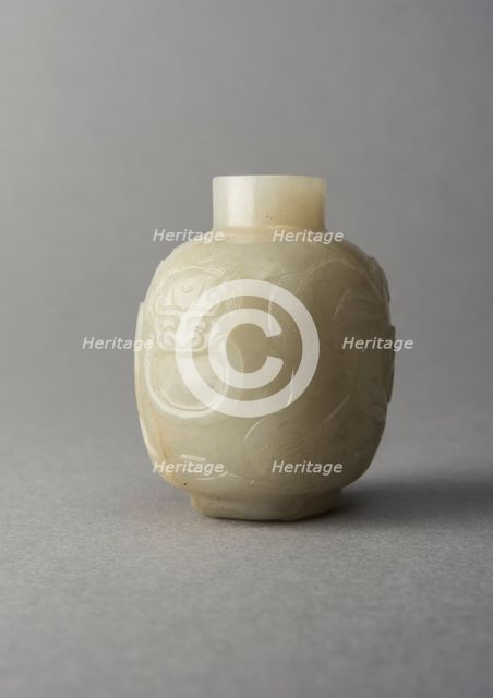 Jade snuff bottle, China, Qing dynasty, 1644-1911. Creator: Unknown.
