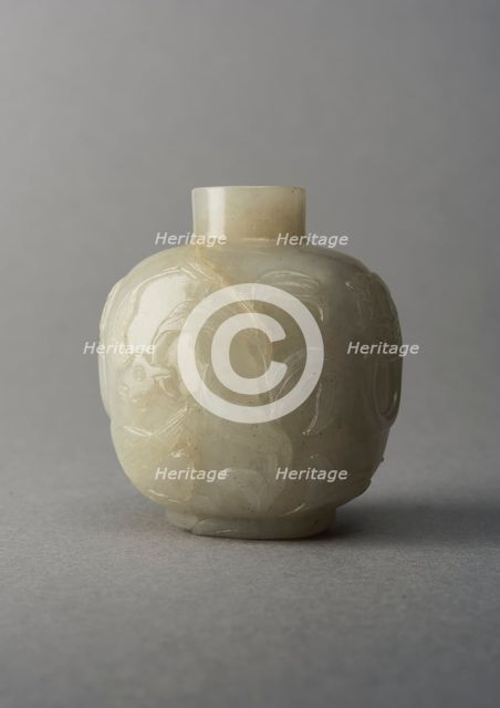 Jade snuff bottle, China, Qing dynasty, 1644-1911. Creator: Unknown.