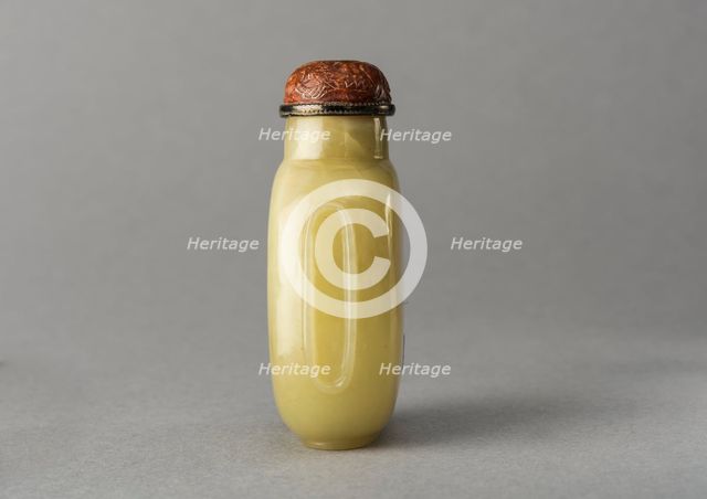 Jade snuff bottle, China, Qing dynasty, 1644-1911. Creator: Unknown.