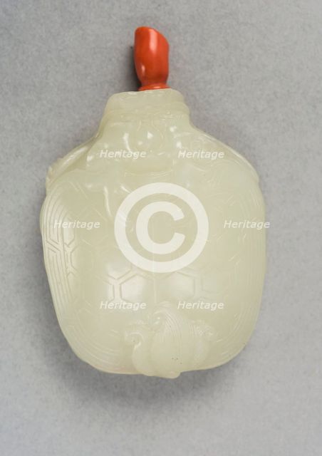 Jade snuff bottle in a turtle form, China, Qing dynasty, 1644-1911. Creator: Unknown.