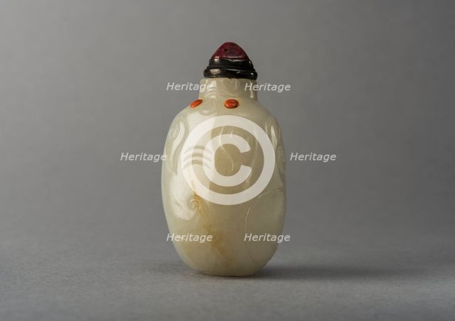 Jade snuff bottle in an animal form, China, Qing dynasty, 1644-1911. Creator: Unknown.