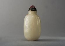 Jade snuff bottle in an animal form, China, Qing dynasty, 1644-1911. Creator: Unknown