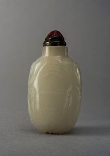 Jade snuff bottle in an animal form, China, Qing dynasty, 1644-1911. Creator: Unknown