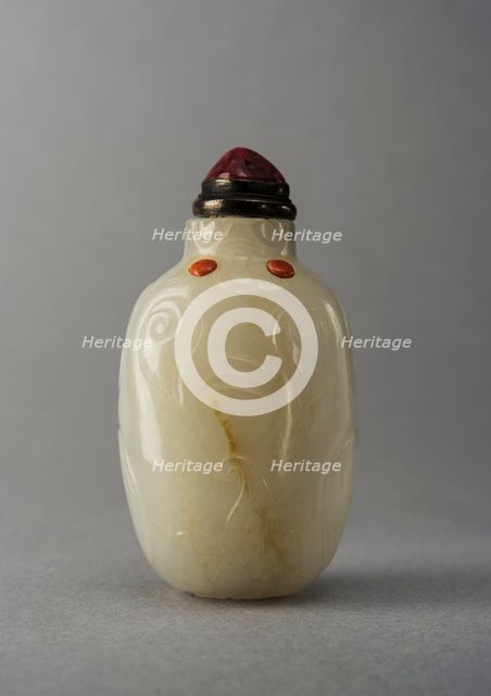 Jade snuff bottle in an animal form, China, Qing dynasty, 1644-1911. Creator: Unknown.
