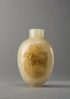 Jade snuff bottle with raised carving of animals, China, Qing dynasty, 1644-1911. Creator: Unknown