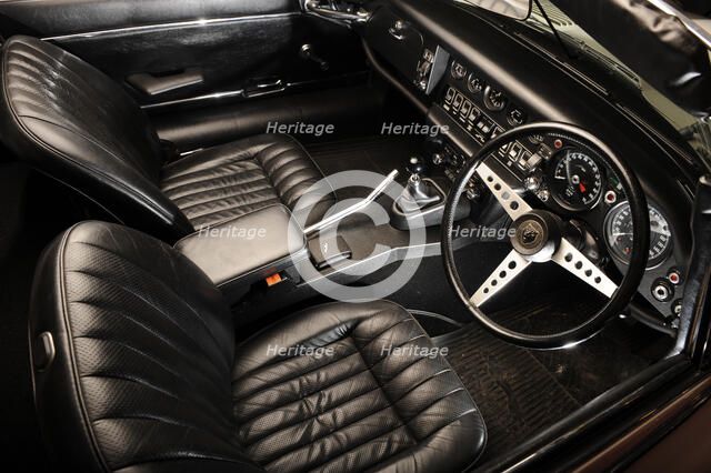 Jaguar E type 1974. Artist: Simon Clay.