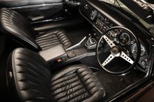 Jaguar E type 1974. Artist: Simon Clay