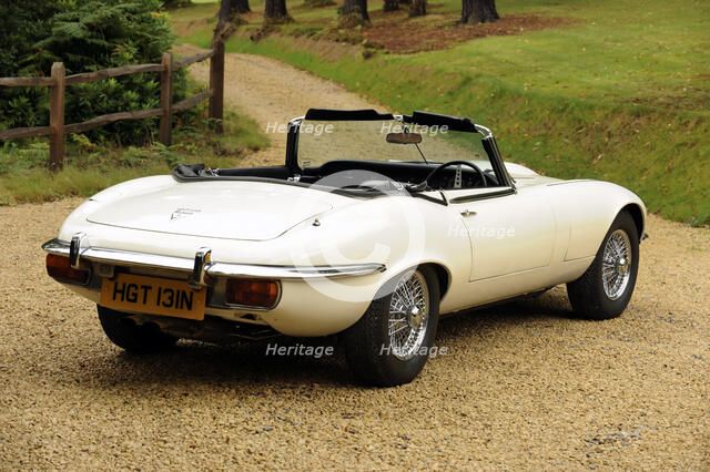 Jaguar E type 1974. Artist: Simon Clay.