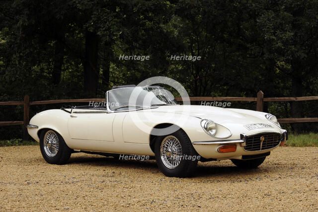 Jaguar E type 1974. Artist: Simon Clay.