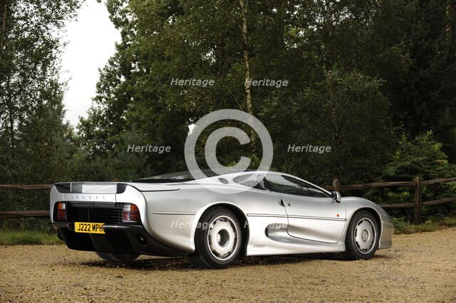 Jaguar XJ220R 1993. Artist: Simon Clay.