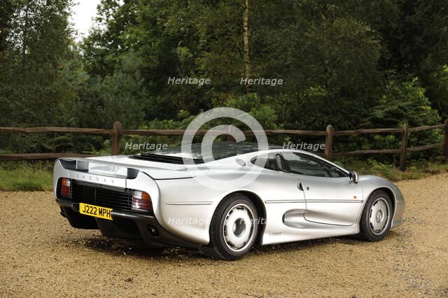 Jaguar XJ220R 1993. Artist: Simon Clay.